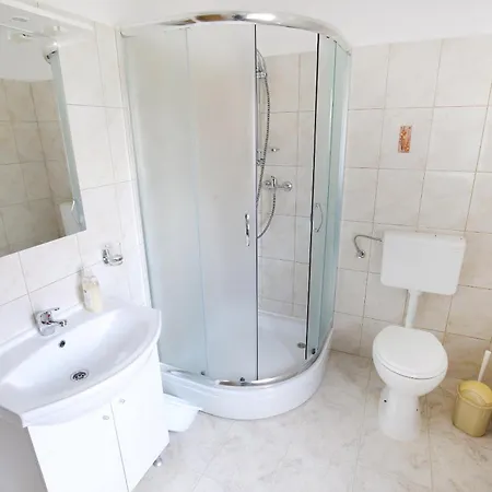 Kapetan Apartman Sukosan